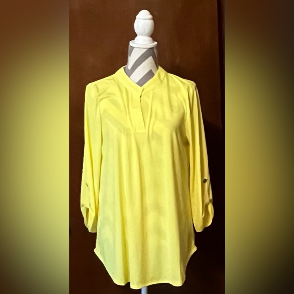 Yellow Women's Long-Sleeve Split-Neck Blouse